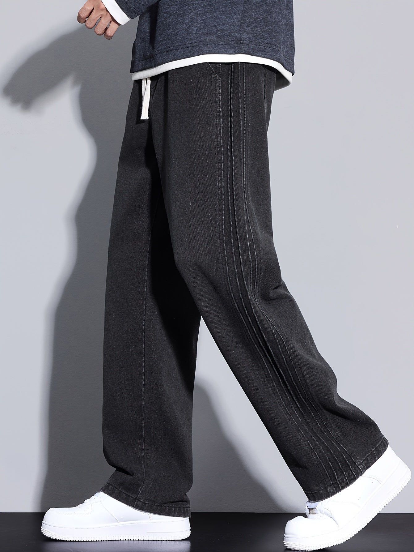 Men’s Relaxed Straight-Leg Pants